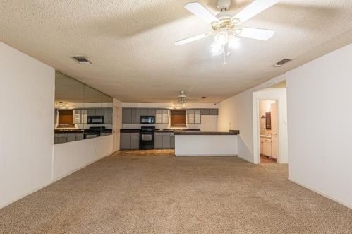 1695 Greenwood Cut Off Rd, Weatherford, TX 76088-9567