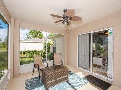 8425 102 Ct, Vero Beach FL  32967-3282 exterior