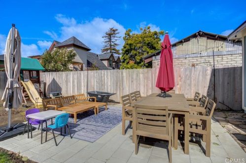 125 Allen St, Pismo Beach CA  93420-3301 exterior