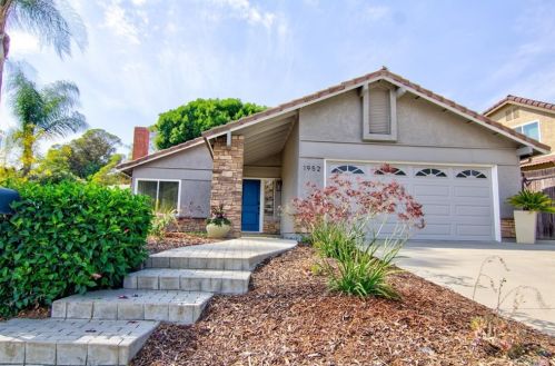 1952 Donahue Dr, El Cajon, CA 92019-4261