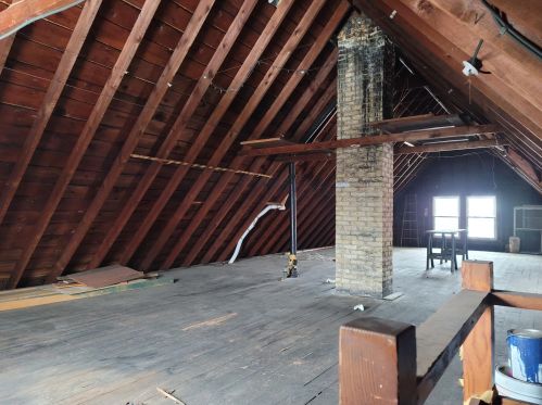 2831 Frederick Ave, Milwaukee WI 53211-3643 exterior