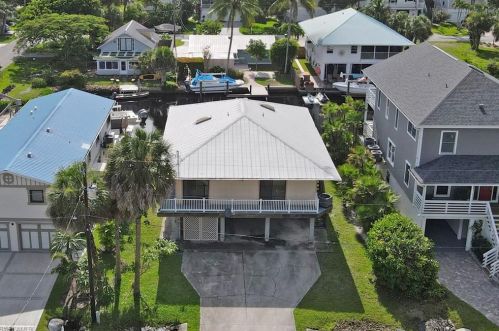 1292 Belaire Ct, Naples, FL 34110-1502