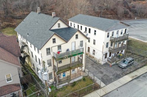23 Porter St, Waterbury, CT 06708-3863