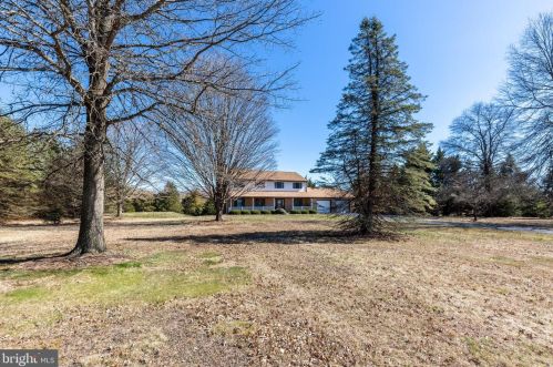 550 Herrs Rdg Rd, Gettysburg PA  17325-8556 exterior