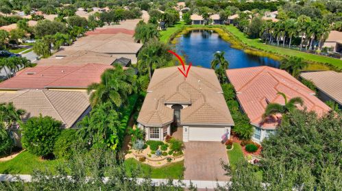 6761 Watertown Dr, Boynton Beach, FL 33437-3938