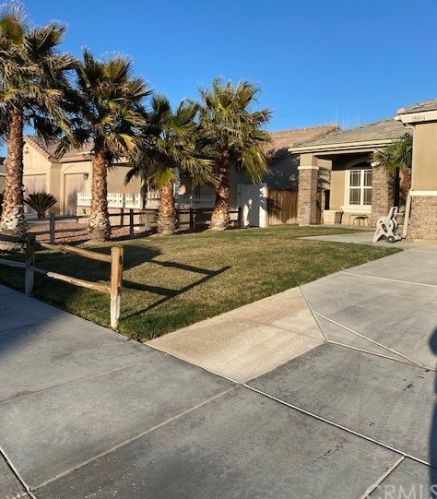 15593 Red Oak Way, Victorville, CA 92394-3228