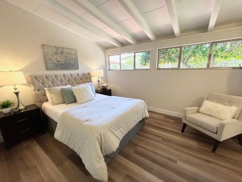 702 Lakebird Dr, Sunnyvale CA  94089-2530 exterior