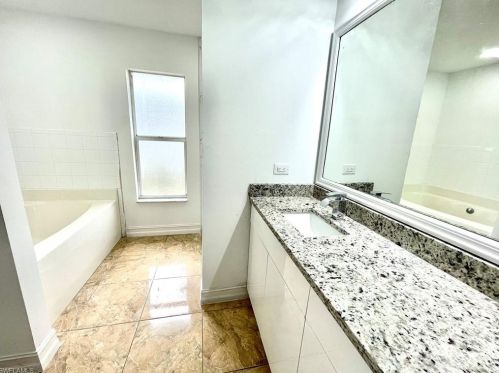 3212 15 St, Lehigh Acres FL  exterior