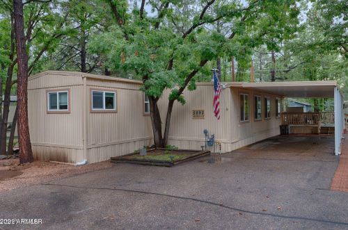 5892 Bronco Ln, Pinetop, AZ 85935-8670