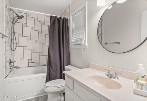 1305 Broad St, Beaufort SC  29902-6373 exterior