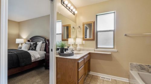 1510 Sutter Creek Dr, Folsom CA  95762-4060 exterior