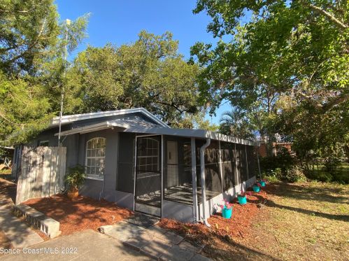 207 Grannis Ave, Titusville, FL 32796-2728