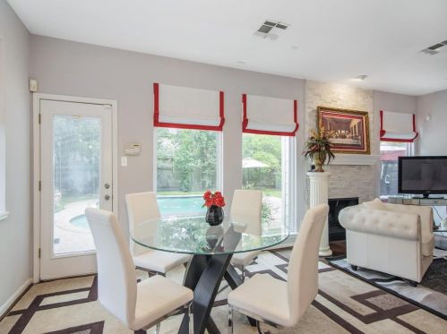 43 Knightsbridge Dr, Conroe TX 77385-3449 exterior