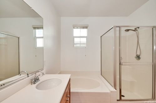 20 Travis Rd, Buena Park CA  90621-8426 exterior