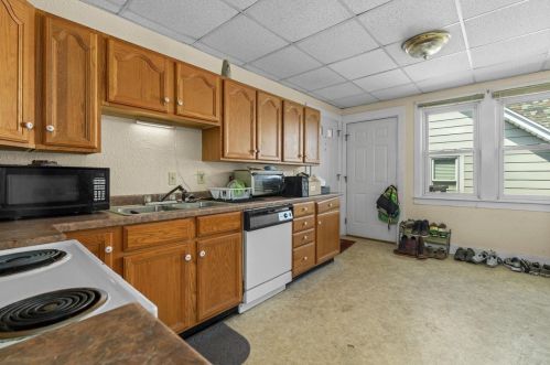 205 Declark St, Beaver Dam WI  53916-1121 exterior