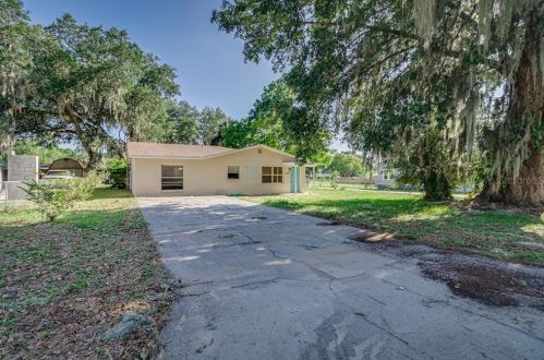 1434 Parker Rd, Lakeland, FL 33811-2653