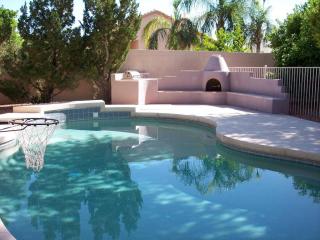 2143 Victor Rd, Gilbert, AZ 85296-1512