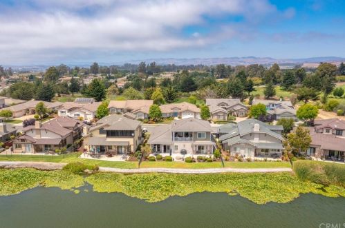 660 Avocet Way, Pismo Beach CA  93420-5571 exterior