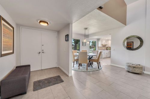 1 Palma Dr, Rancho Mirage CA  92270-3878 exterior