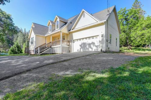 17905 Alexandra Way, Grass Valley, CA 95949-7191