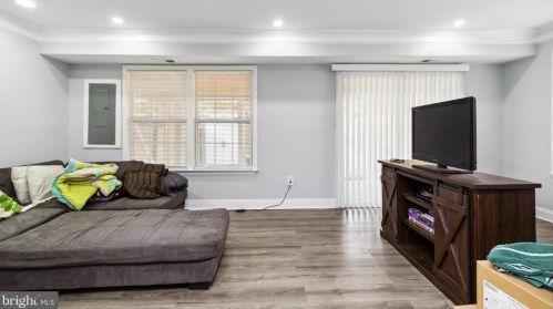 14688 Pinon Ct, Woodbridge VA  22191-3130 exterior