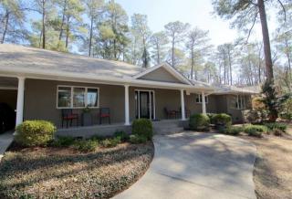 5842 Lakeshore Dr, Columbia, SC 29206-4361