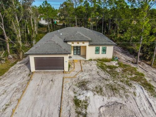 3004 36 St, Lehigh Acres FL exterior