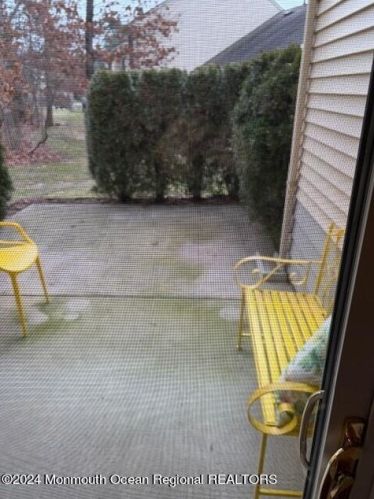 606 Bromelia Ct, Jackson Twp NJ  08527-4128 exterior