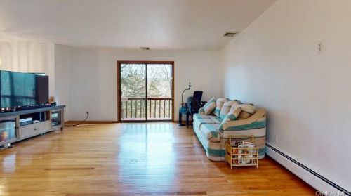 16 James St, Washingtonville NY  10992-1406 exterior