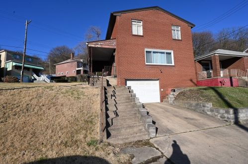 2651 Woodstock Ave, Pittsburgh, PA 15218-2258