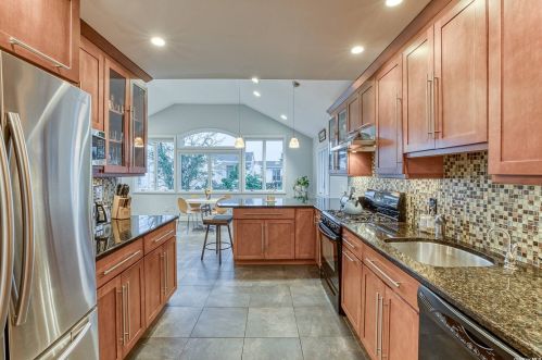 2534 Malibu Rd, North Bellmore NY  11710-5122 exterior