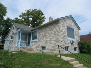 1623 Cesar E Chavez Dr, Milwaukee, WI 53204-3102