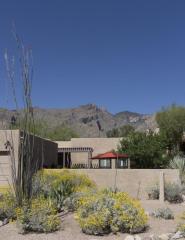 6638 Foothills Dr, Tucson, AZ 85718-2126