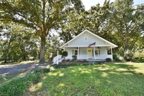 5120 Shallowford Rd, Lewisville, NC 27023-9643