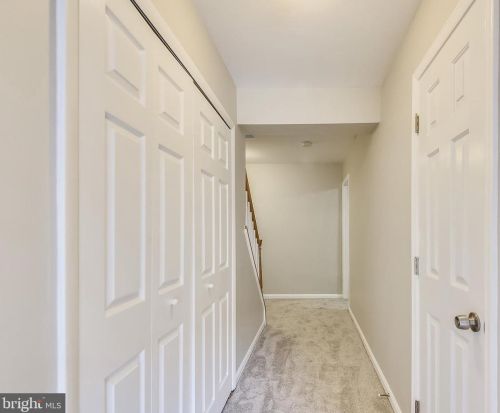 7702 Trevino Ln, Falls Church VA  22043-3507 exterior