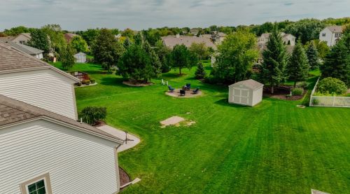 725 Heron Dr, Waterford, WI 53185-2879