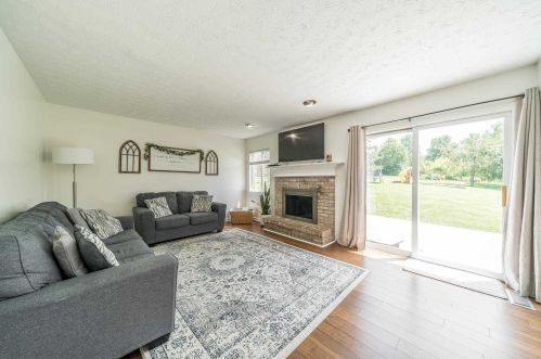 7026 Glade Ln, Florence KY  41042-4304 exterior