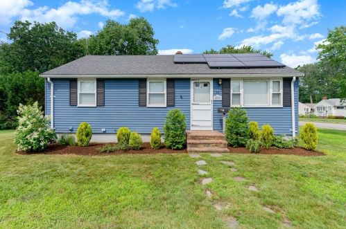 58 Revere St, Holbrook, MA 02343-1864