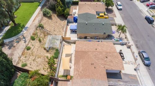 288 Lustrosos St, Oceanside CA  92057-5237 exterior