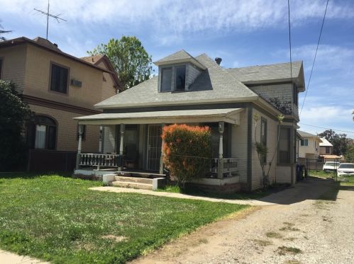 4489 Orange St, Riverside, CA 92501-4119