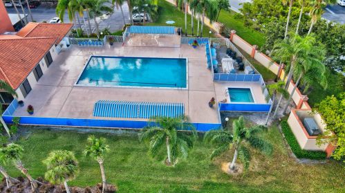 7380 Oriole Blvd, Delray Beach FL  33446-3504 exterior