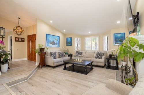 1118 Knollcrest Dr, Covina CA  91724-3432 exterior