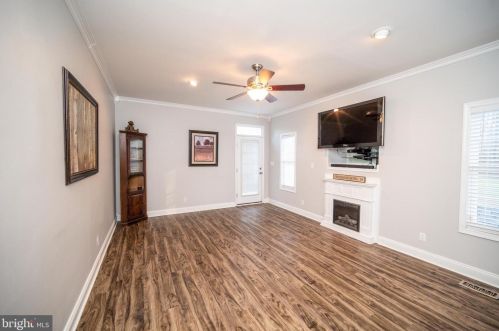 10629 Catharpin Rd, Spotsylvania VA 22551-4505 exterior