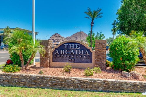 3825 Camelback Rd, Phoenix AZ  85018-2643 exterior