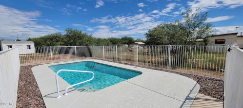 725 Mcneil Rd, Mescal, AZ 85602-6231