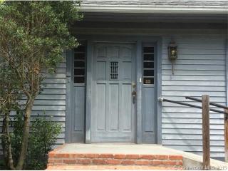 108 North St, Roxbury, CT 06783-1402