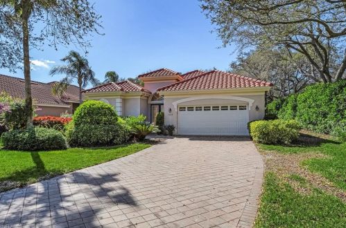 1049 Tierra Lago Way, Naples, FL 34119-1802