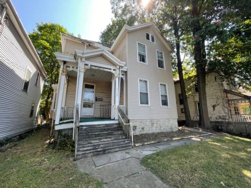 3112 Durrell Ave, Cincinnati, OH 45207-1718