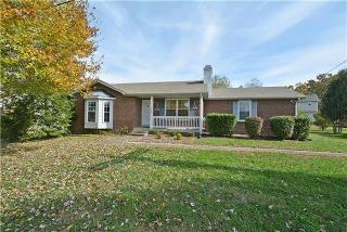 1602 Samuel Dr, Clarksville, TN 37043-1738