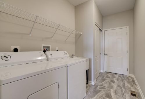 5296 Fredericks Stand, South Lebanon OH  45065-8799 exterior